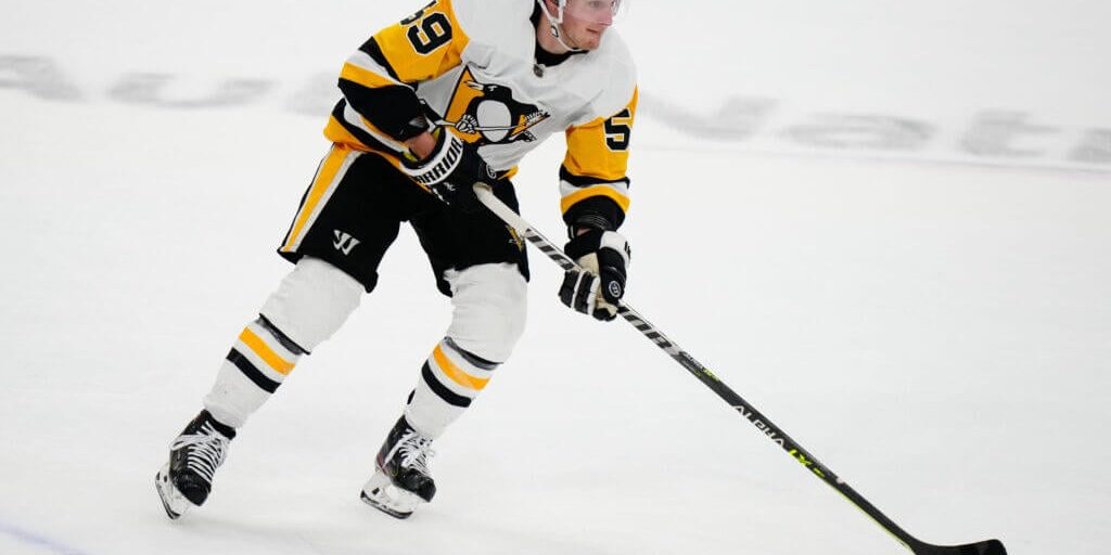 Penguins’ Jake Guentzel expected to miss ‘around 5 games’ after ankle surgery: Dubas