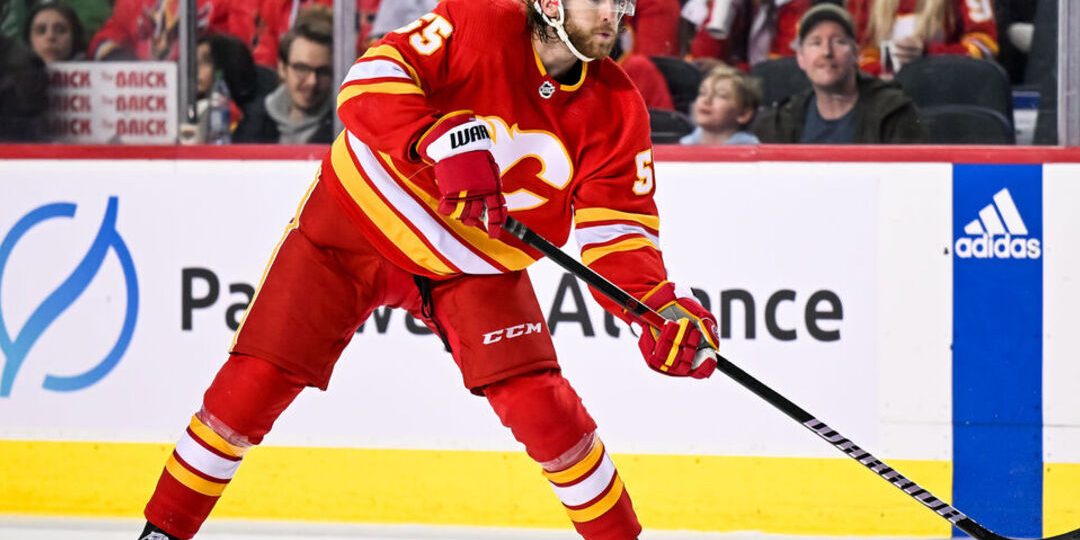 Flames' Hanifin open to extension, didn't want to re-sign over summer